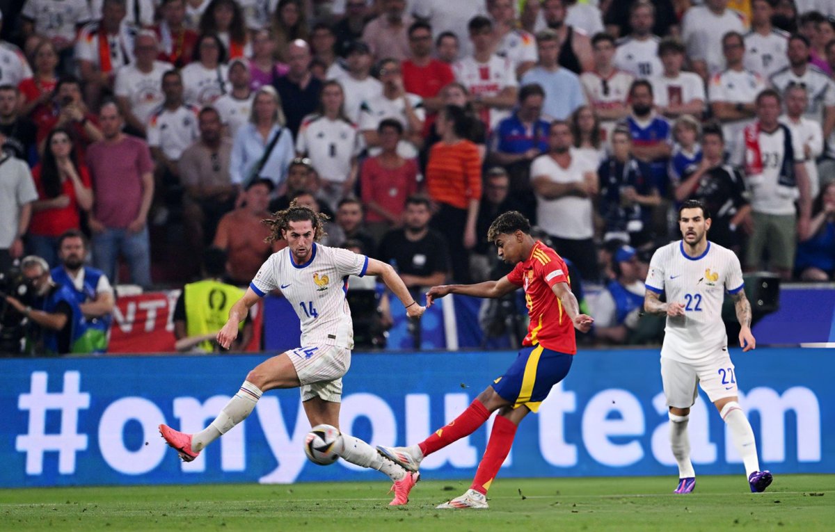 TrollFootball's tweet photo. Rabiot before the semi-final: "Yamal will have to do much more than what he has done so far."

Rabiot got 1st front-row seat to watch Yamal doing much more https://t.co/71hCsoyGQ4