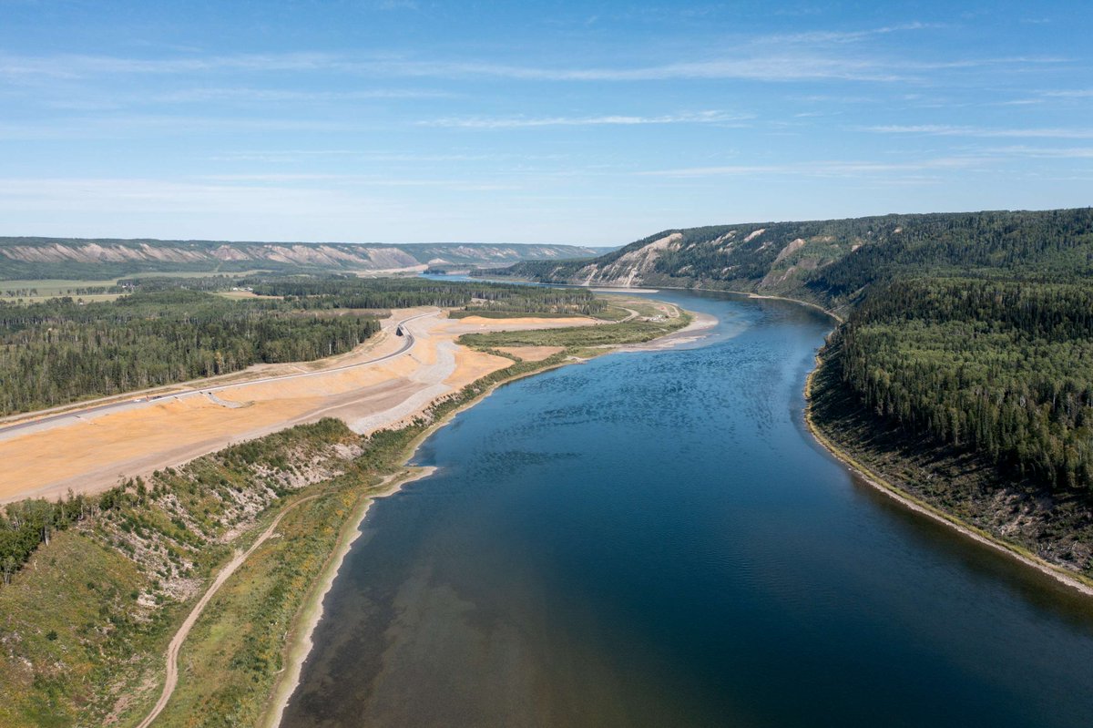 sitecproject's tweet image. During #SiteC reservoir filling, which begins late this summer, water levels will rise by up to three metres per day. There will be new hazards on the water and shoreline. We&apos;ll monitor and assess shoreline stability.
 
Learn more: ow.ly/youw50Sy5xv