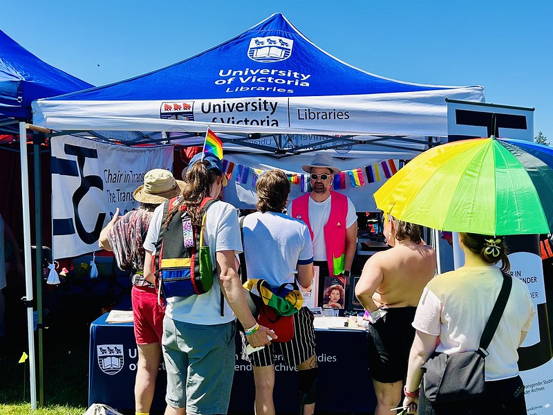 TransArchives's tweet photo. Thanks to everyone who supported us at @VictoriaPride! It was lovely to see old friends, and to meet lots of new friends. β€οΈ π³οΈββ§οΈ π³οΈβπ
Special thanks to @LGJanetAustin, Dr. Bonnie Henry, and Deputy Minister Heather Wood who marched with us.
#uvic #yyj #trans #yyjpride #pride https://t.co/6Zdmaml6dK