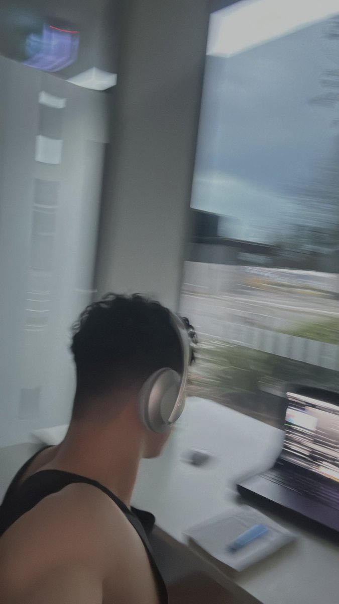 Closing team recently got a new killer from Deal Fuel <a href="/Kashi__Nair/">Kashi Nair</a> 

First day he closed 5/5 of my sets (inc 1 deposit) 

First call = $0.17  in the bank... Came back a few hours later with $1.5k. Mf was dead broke and he got shanked.

Second call = PIF 

You get the idea

 $10k