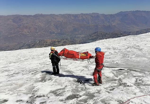 CollinRugg's tweet photo. JUST IN: The mummified body of an American climber who went missing 22 years ago has been found in the ice in Peru. 
 
59-year-old William Stampfl of Chino, California was climbing 6,768-meter Mount Huascaran in 2002 when tragedy hit. 
 
Stampfl and his two friends, Steve Erskine and Matthew Richardson, were climbing the mountain when an avalanche took them out.

Erskine's body was found shortly after the avalanche. Richardson's body has still not been found.

According to police, Stampfl’s body, clothes, boots, and harness had been preserved by the freezing temperatures.

His driver's license and passport was also found on him.