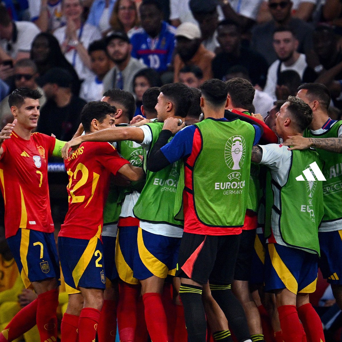 played them off the schoolyard 🫨😍
los saqué del patio de la escuela 🫨😍