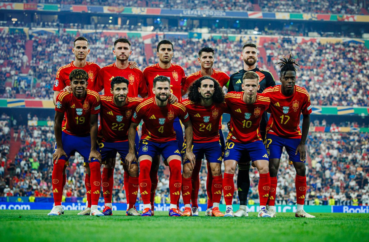 COE_es's tweet photo. 𝗔 𝗟𝗔 𝗙𝗜𝗡𝗔𝗔𝗔𝗟 🤩

✅ La @sefutbol vence a Francia en las semifinales de la @EURO2024 por 2 goles a 1 y disputará la final este domingo.

¡Vamos a por ello, equipo! ¡Enhorabuena! 🫶 https://t.co/DYQ76fkVEa