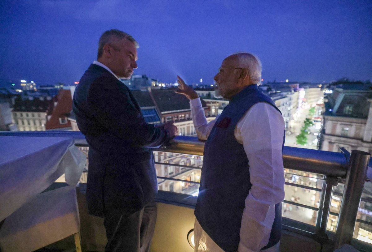 narendramodi's tweet photo. Thank you, Chancellor @karlnehammer, for the warm welcome. I look forward to our discussions tomorrow as well. Our nations will continue working together to further global good. 🇮🇳 🇦🇹 https://t.co/QHDvxPt5pv