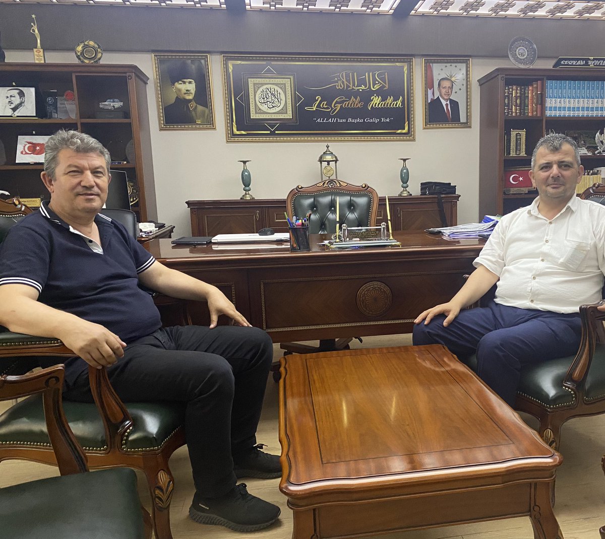 SemaiKAYA's tweet photo. 2024 yerel yönetimler seçimlerinde belediye başkanı seçilen; Emirdağ belediye başkanı Serkan KOYUNCU ,ya Dişli belediye başkanı Ahmet MERT,e Işıklar belediye başkanı Murat KARAMOÇU ’ya ve Sülümenli belediye başkanı  Hüseyin VAROL‘a hayırlı olsun ziyaretlerinde bulunduk. https://t.co/hmwzUXBEPw