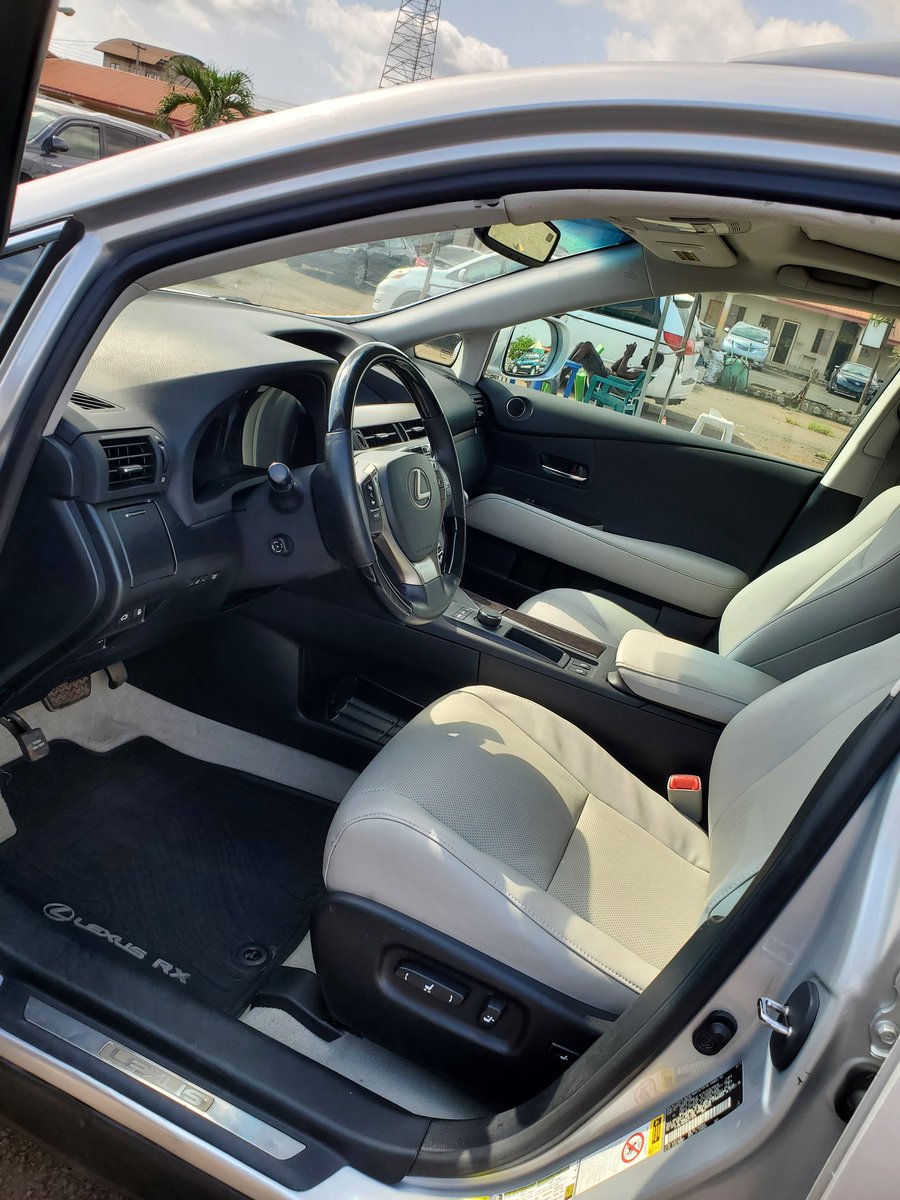 realAjayiPeter's tweet photo. 2013 Lexus RX350 https://t.co/ACetvMI85n