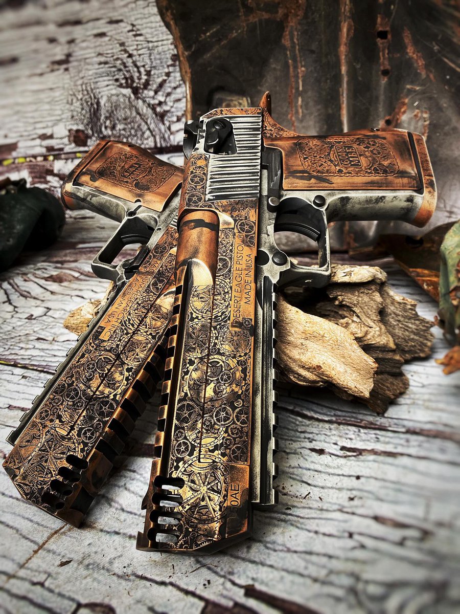 Should <a href="/MagnumResearch/">Magnum Research Inc.</a> do another run with us?…. Books are open DM #steampunk #custom #deagle