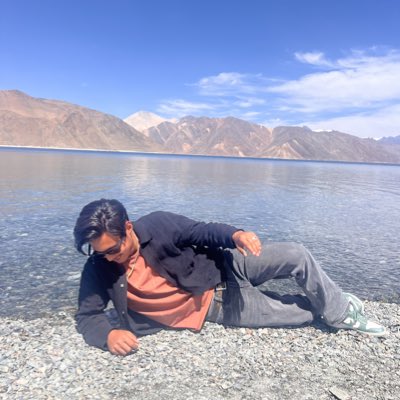 ak16world's tweet photo. #NewProfilePic https://t.co/yr5x19DYkd