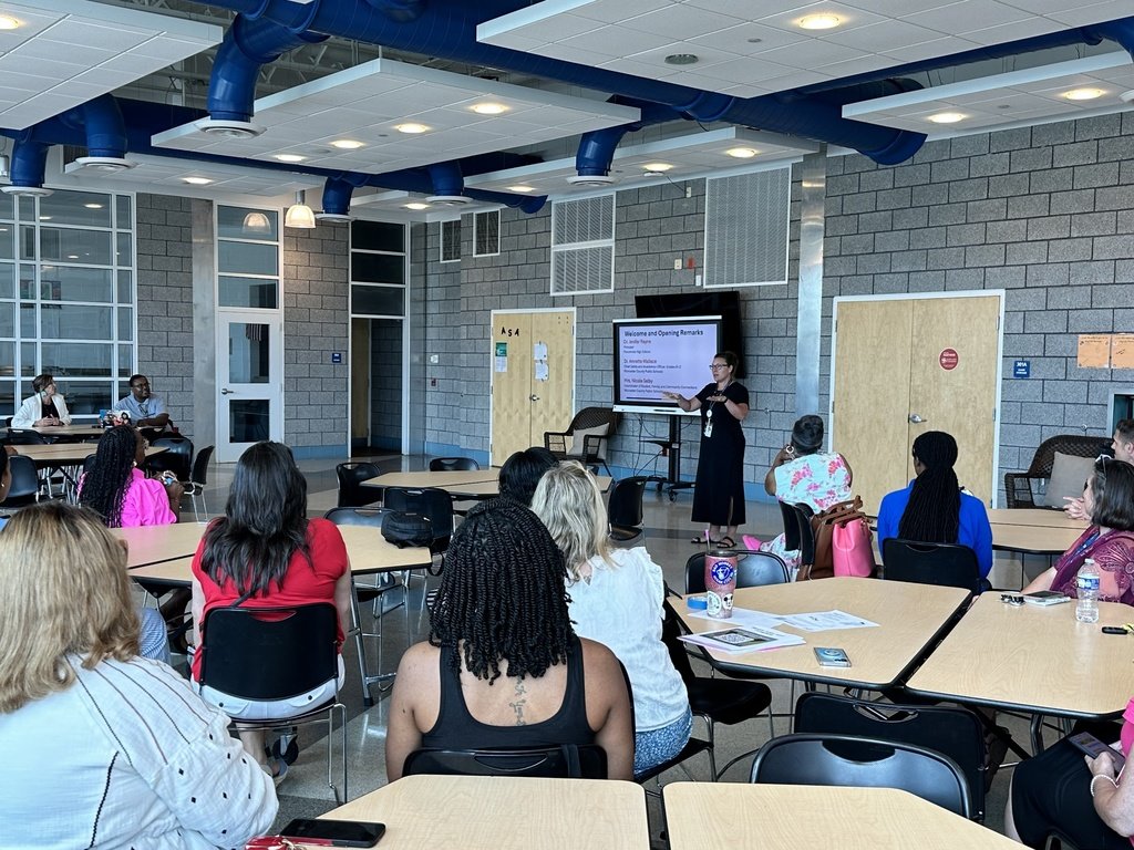 WorcesterSystem's tweet photo. A fantastic afternoon at Pocomoke High School as WCPS and several community partner organizations held the first-ever Community Schools Showcase! #WeAreWorcester #PartnershipsInAction https://t.co/j0SbdqS9Fv