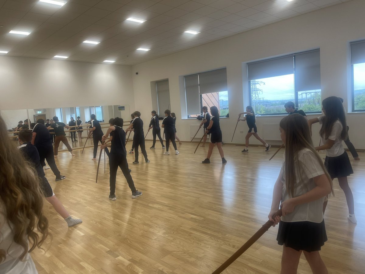 TheKingsbrook's tweet photo. A huge well done to the students that took part in our Stage Combat workshop this morning. Great #teamwork #teamdrama @InsignisTrust https://t.co/xgJUktElqe