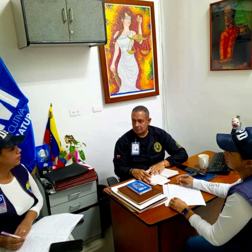 DPDBolivar_'s tweet photo. #09Julio| 🇻🇪 #DPDOficial//en el municipio Caroní se realizó mesa institucional con la oficina de participación ciudadana de la Dirección de la magistratura de TSJ, para articular y planificar su partida en las formaciones de los COPRECO y Comités de Madres Preventoras. https://t.co/ognauJ6bLo
