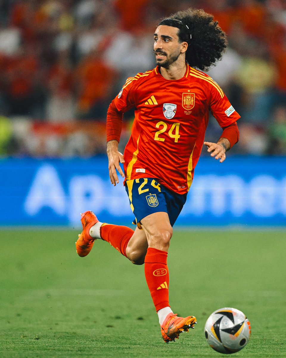 ChelseaFC's tweet photo. The #Euro2024 final awaits. 🏆🇪🇸 https://t.co/S2qCujwABd