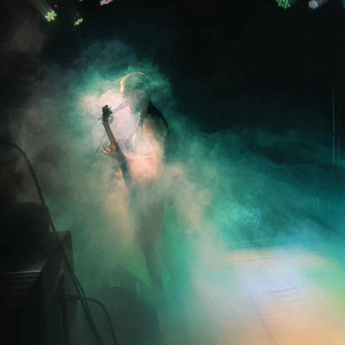 UnderSubstance tweet media