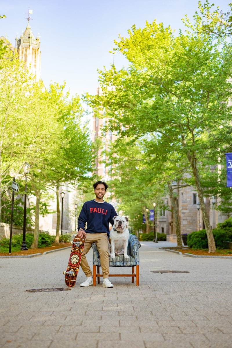 HandsomeDanYale's tweet photo. I want to give a shout out to our amazing student photographers, especially Jack (2) and Jalen (3) who graduated this year. Thank you also to Tenzin and Coby, for their tireless work during events and commencement this year!

📷: (1,3) Tenzin and Coby (2) Tenzin https://t.co/8mOG2GSvSH