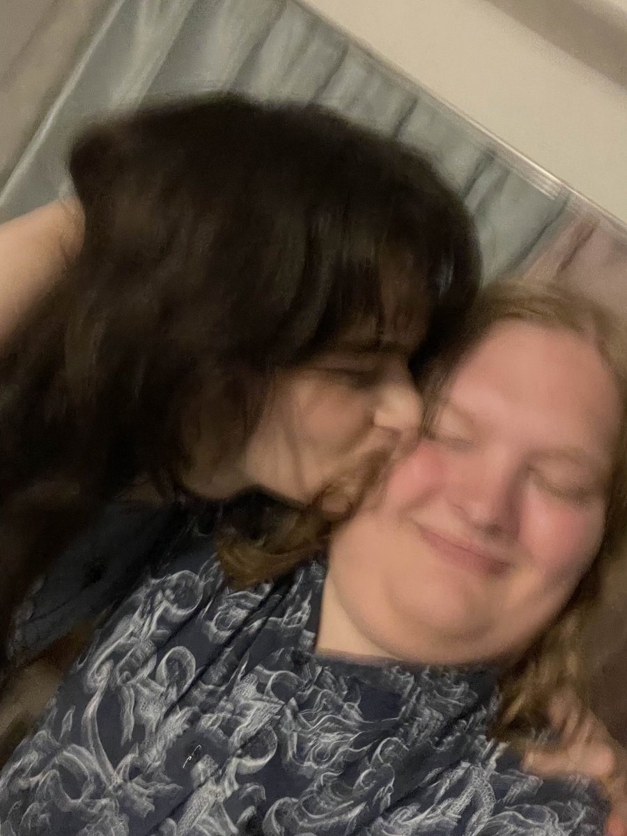 I made it. She’s here. I’m here. We’re in Place, Japan. We’ve slept now. So much led up to this moment. I love you <a href="/Erina_Darling/">Erina Darling🏳️‍⚧️</a>