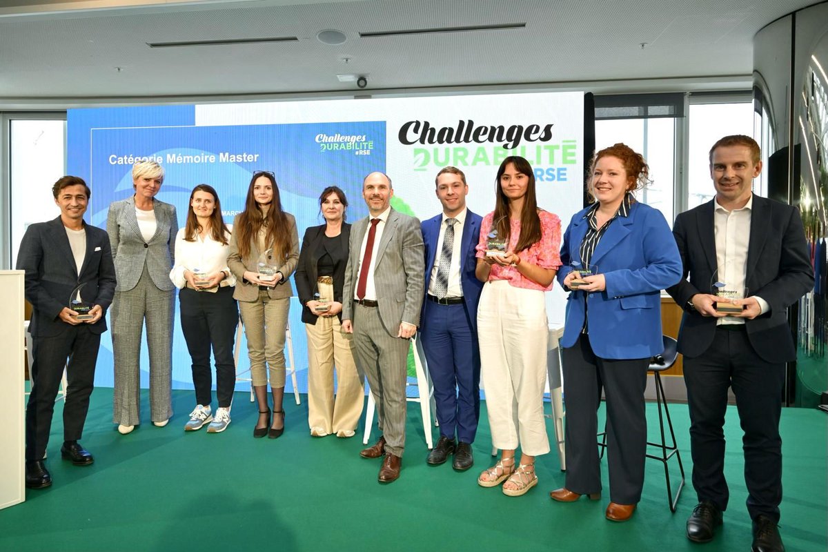 BONETAT37's tweet photo. [ #Distinction 🏆] TGS France reçoit le prix du Cabinet Engagé par la CNCC ! 

La Compagnie Nationale des Commissaires aux Comptes a récompensé TGS France pour ses actions et engagements RSE menés depuis plus de 10 ans ! Bravo ! 👏

📷 Source : La CNCC. https://t.co/XzoTBWtkfG