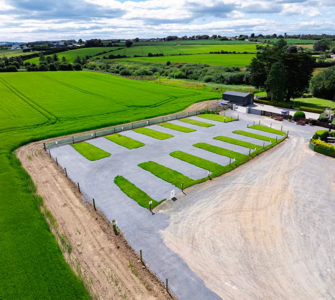 Visit New Ross tweet media