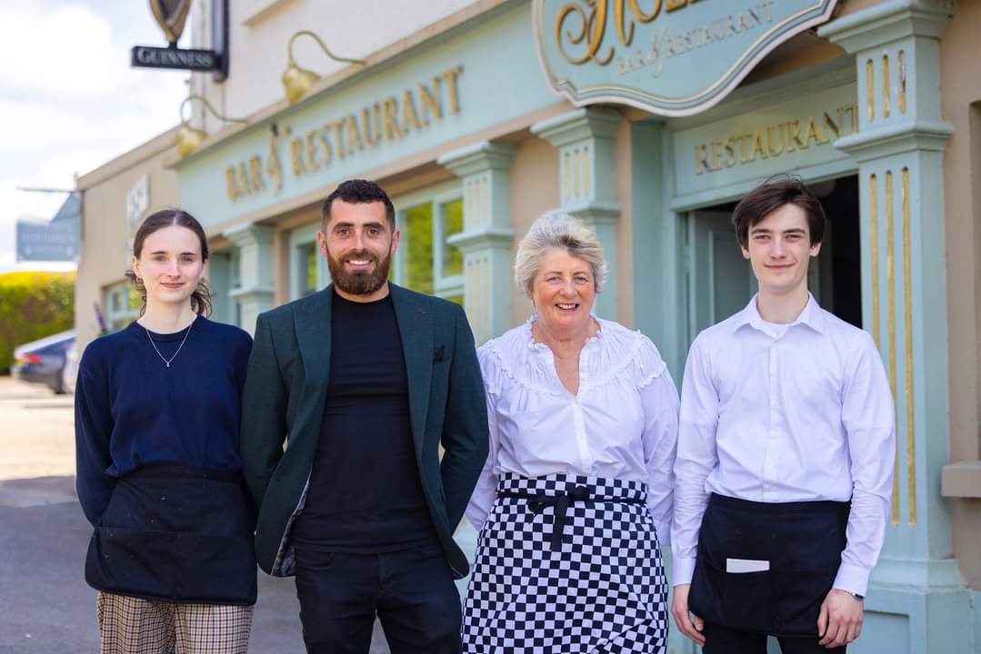 Visit New Ross tweet media