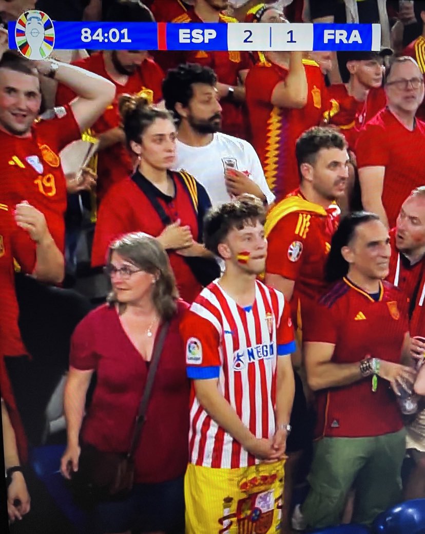 Queipinho's tweet image. Este chaval es la 🐐