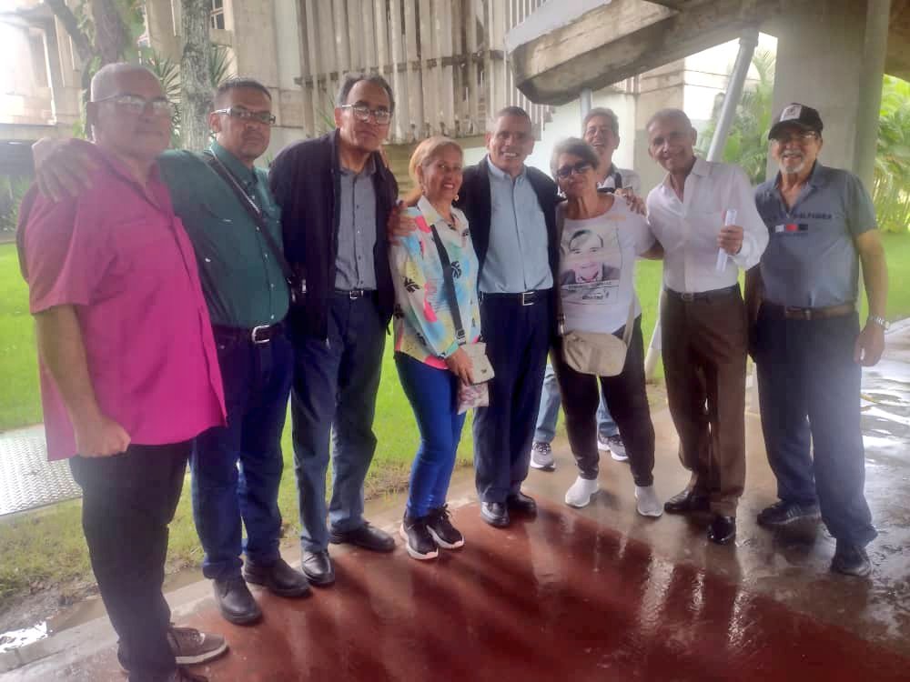 #9Jul24/ Hoy, <a href="/SoyAntonioTeran/">Antonio Terán</a>, Pdte. del Movimiento de Educadores Unidos por Venezuela, y Coord. de Gremios VPA Ccs, y su Equipo, acompañó, a los Pensionados y Jubilados, en un maravilloso Encuentro  con <a href="/EdmundoGU/">Edmundo González</a>, próximo Presidente de todos los Venezolanos, (Hilo1)