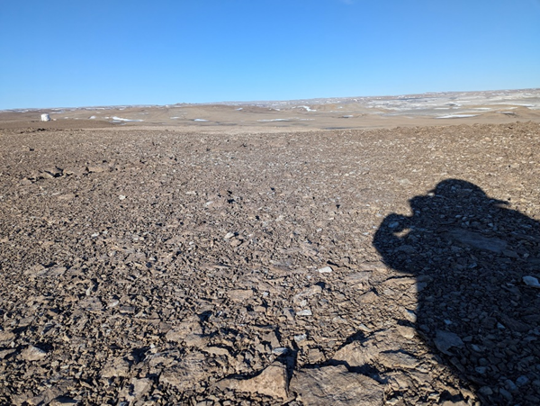 TheMarsSociety's tweet photo. Crew 16 completed a second EVA on July 8th near the #Flashline station on #DevonIsland, scouting locations for a Mars Society radio telescope. Using ATVs, they identified potential sites, each at least 100 feet in diameter for the telescope & anchors. #radioastronomy #science 🇨🇦 https://t.co/CWSMeUnhC0
