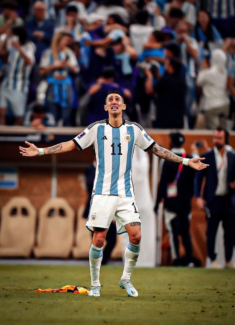 En el 2022, quería que ganemos sobre todo por Messi. Esta Copa América quiero que la ganemos por ÉL. 

Una final más Fideo 🙏🏻🤍