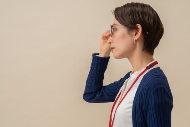 MikataShufu's tweet image. 成功事例：某システム開発会社のケース

課題: プロジェクトの増加に伴い、エンジニアの残業時間が増え、離職率が上昇していた。
​
#SmartWorker
#パートタイム派遣
#しゅふのミカタ