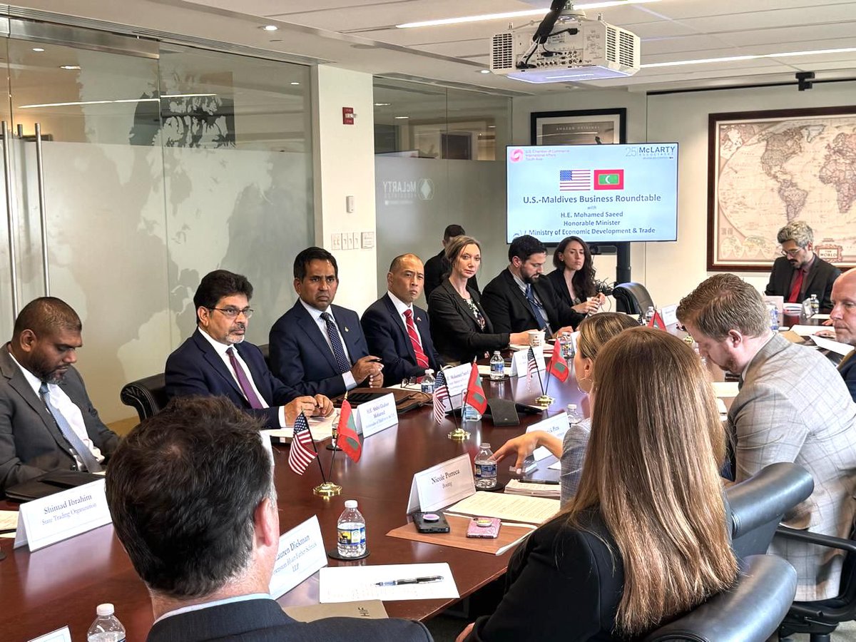 MoEDmv's tweet photo. Minister @em_saeed participated in the Investment Roundtable organized by the U.S. Chamber of Commerce. Meeting was attended by representatives from the corporate sector.
 
@MDVinUSA 
@USinMaldives https://t.co/pjD277mcBF