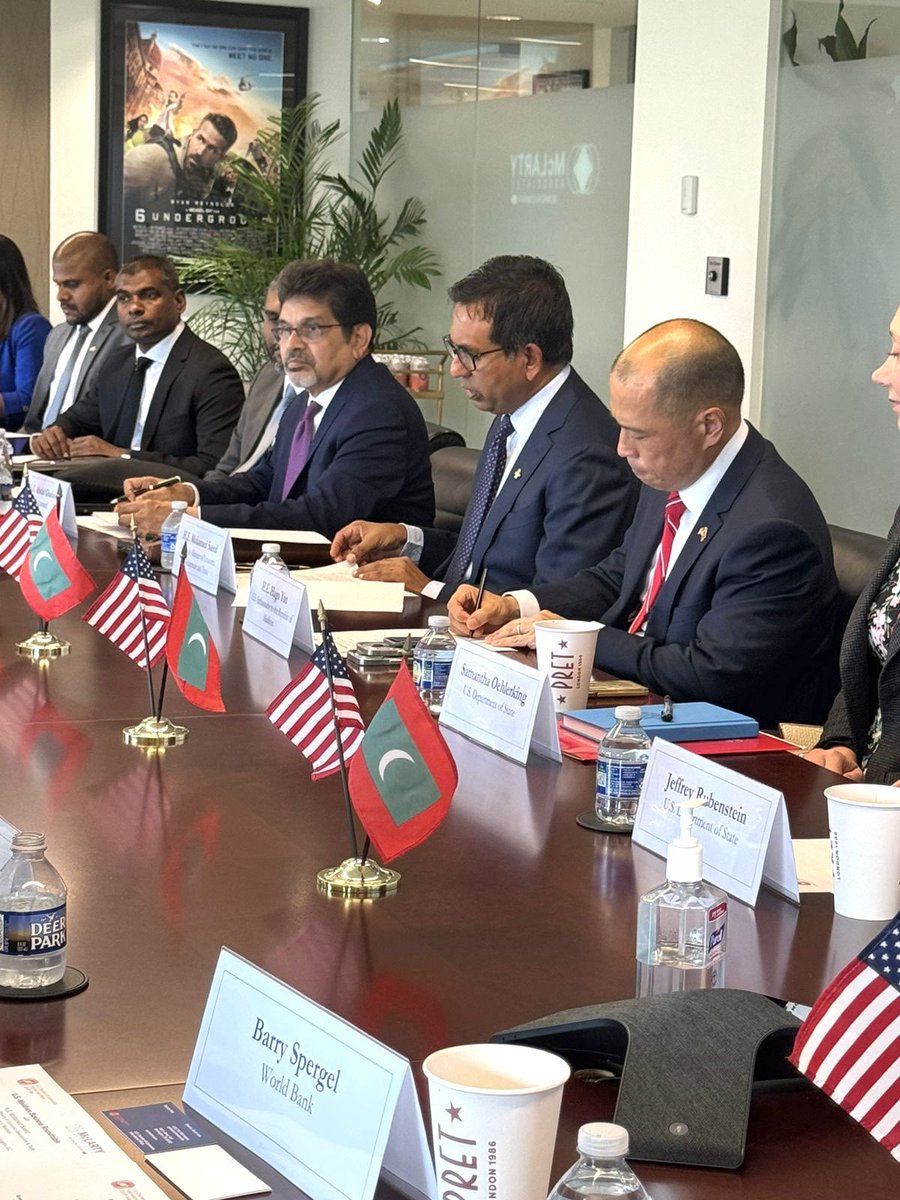 MoEDmv's tweet photo. Minister @em_saeed participated in the Investment Roundtable organized by the U.S. Chamber of Commerce. Meeting was attended by representatives from the corporate sector.
 
@MDVinUSA 
@USinMaldives https://t.co/pjD277mcBF