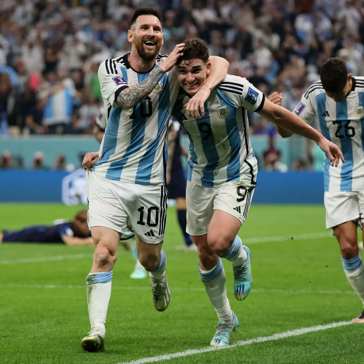 sumonsarker912's tweet photo. অবশেষে ফাইনালে 🥰🥰🥰
ARG 2 - 0 CAN
#argentina
#sumon(sks)🇧🇩 https://t.co/A39A1BBtLO