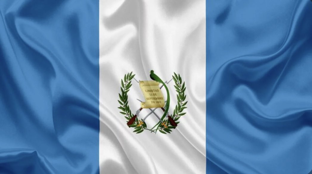 FootballRoomUy's tweet photo. Un grande Dibu Martínez, homenajeando a Guatemala 🇬🇹 con su nuevo look. https://t.co/CK942EOmUe