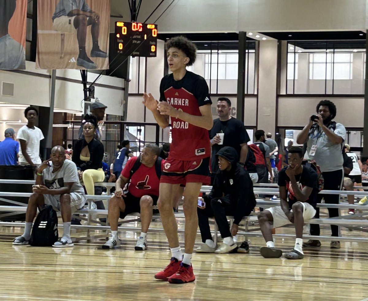 TMarkwith14's tweet photo. Some Tuesday Standouts From Adidas 3SSB Rock Hill:
Mikel Brown
Cody Peck
Nate Ament
Mason Klabo
Josh Leonard
Devin Brown
Matthew Able
KD Hernandez
Jyi Dawkins
Devin Hutcherson
Tyler Wagner
Dominic Hicklen
Jonah Lawrence https://t.co/IRFzMAYxsB
