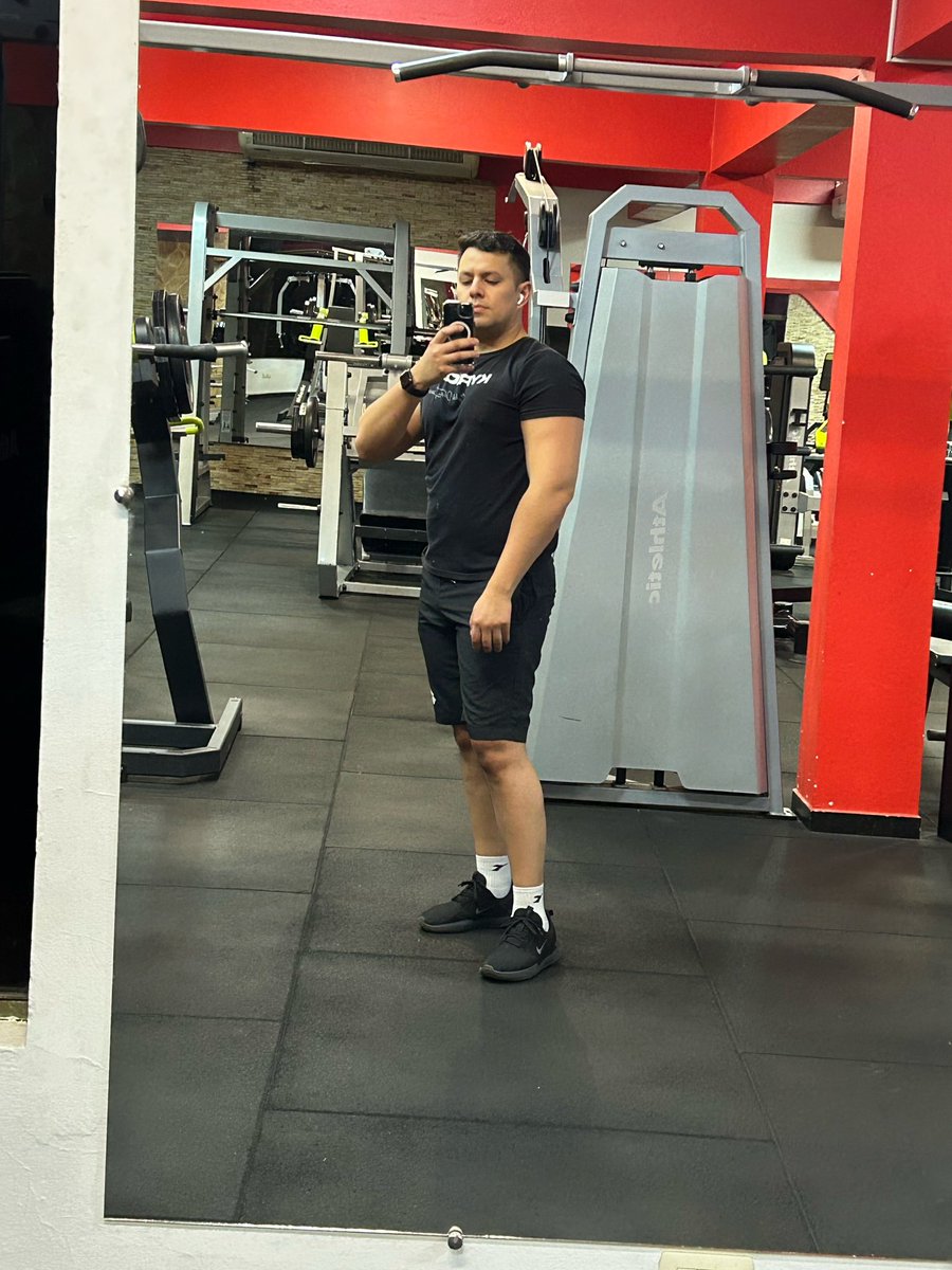 manuarambulo's tweet image. Cagado de frio, pero cumplido 😌💪🏼