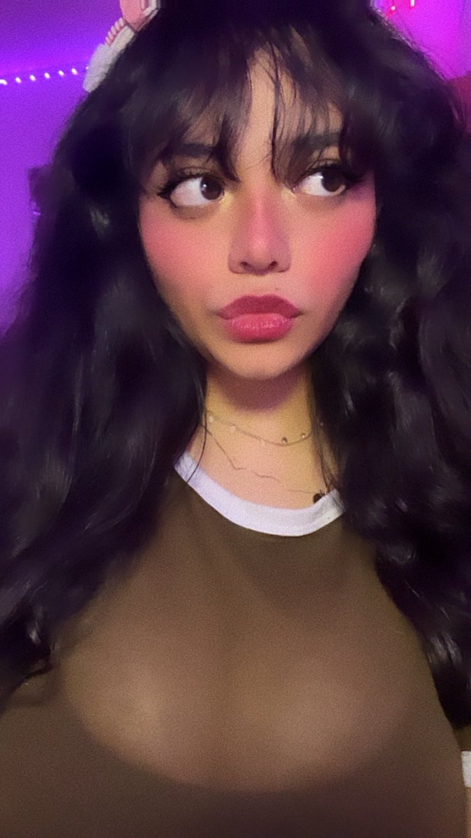 AndyeCanoV's tweet image. You’re favorite Latina is streaming 🩷
And we have XDefiant Drops.

See you here! 
twitch.tv/AndyeCanoV