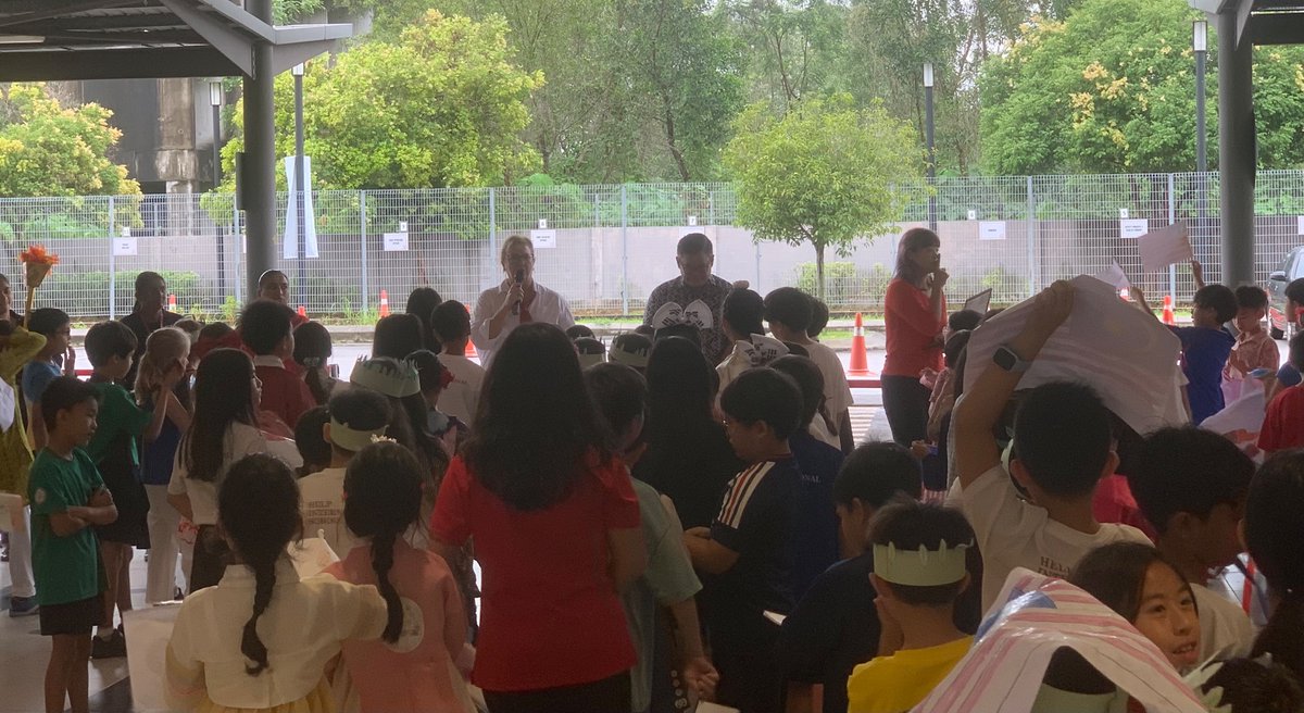 The rain can’t dampen the spirit of our Olympians during their MP2 Exit Point <a href="/The_IPC/">IPC</a> #HIS_learning
