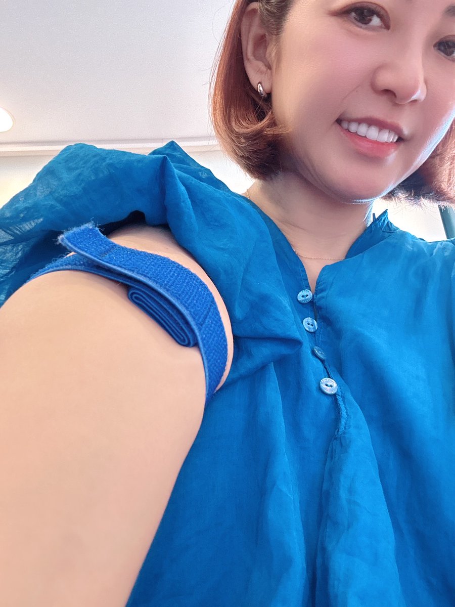 hitomiryo_sub's tweet photo. 病院きてまふ🏥

血液🩸検査〜
体調悪くなるお年頃
ってことで

糖尿病やら、甲状腺やら、コレステロールetc  体調管理❗️

暑すぎる☀️ 
夏真っ盛りみんなも気をつけてねぇ https://t.co/eiEeavglAL