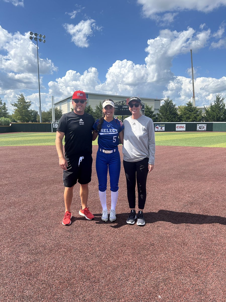 MadisonLehr's tweet photo. Junior Day was a success!! Thank you to all the coaches I got to work with and thank you @Gorilla_SFB for hosting! 🥎 @jchester_12 @ejonesrockchalk @EilertJeremy @CoachBradF @CoachFullerPitt https://t.co/Jvu8ZrglUX