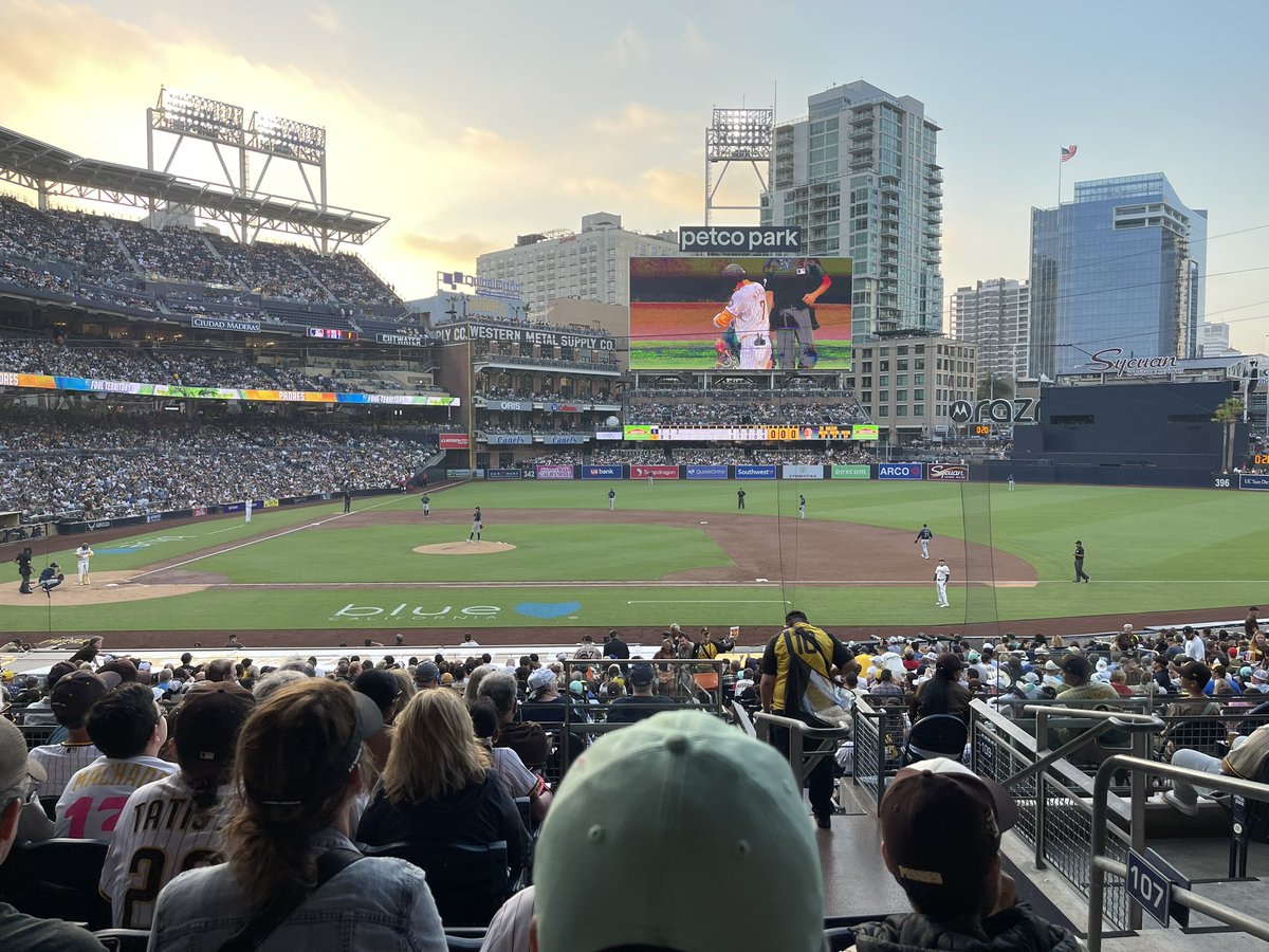 BrandonAdams's tweet image. Great night for a ball game