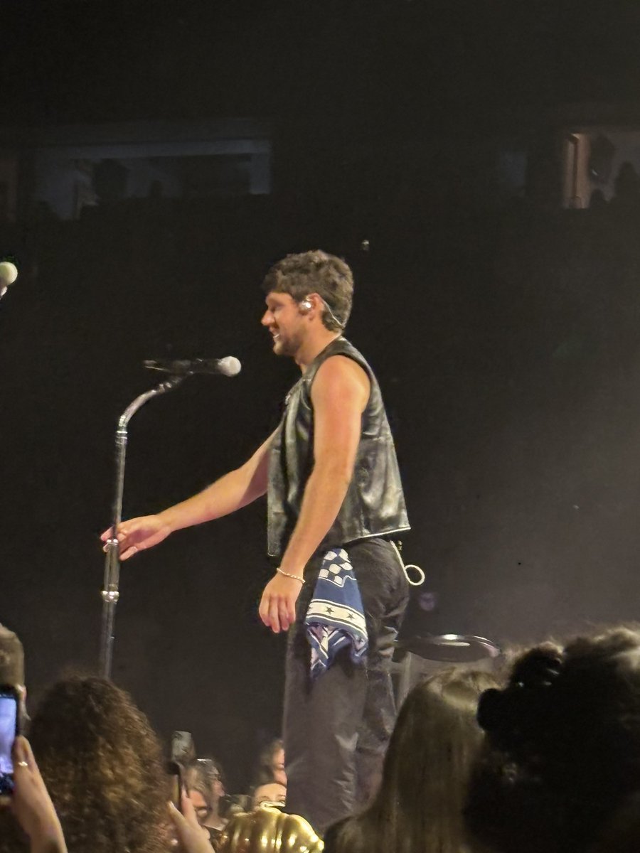 jminton01's tweet photo. The Show: Live on Tour
Nashville, TN
06/03/2024 

@NiallOfficial ✨🤍 https://t.co/fNfp0uvZgN