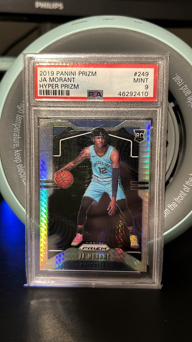 nickwcards's tweet photo. @itzshortey Last sold 2 weeks ago for $83 shipped + tax. $80 shipped for this. https://t.co/aiTVvIbAkK