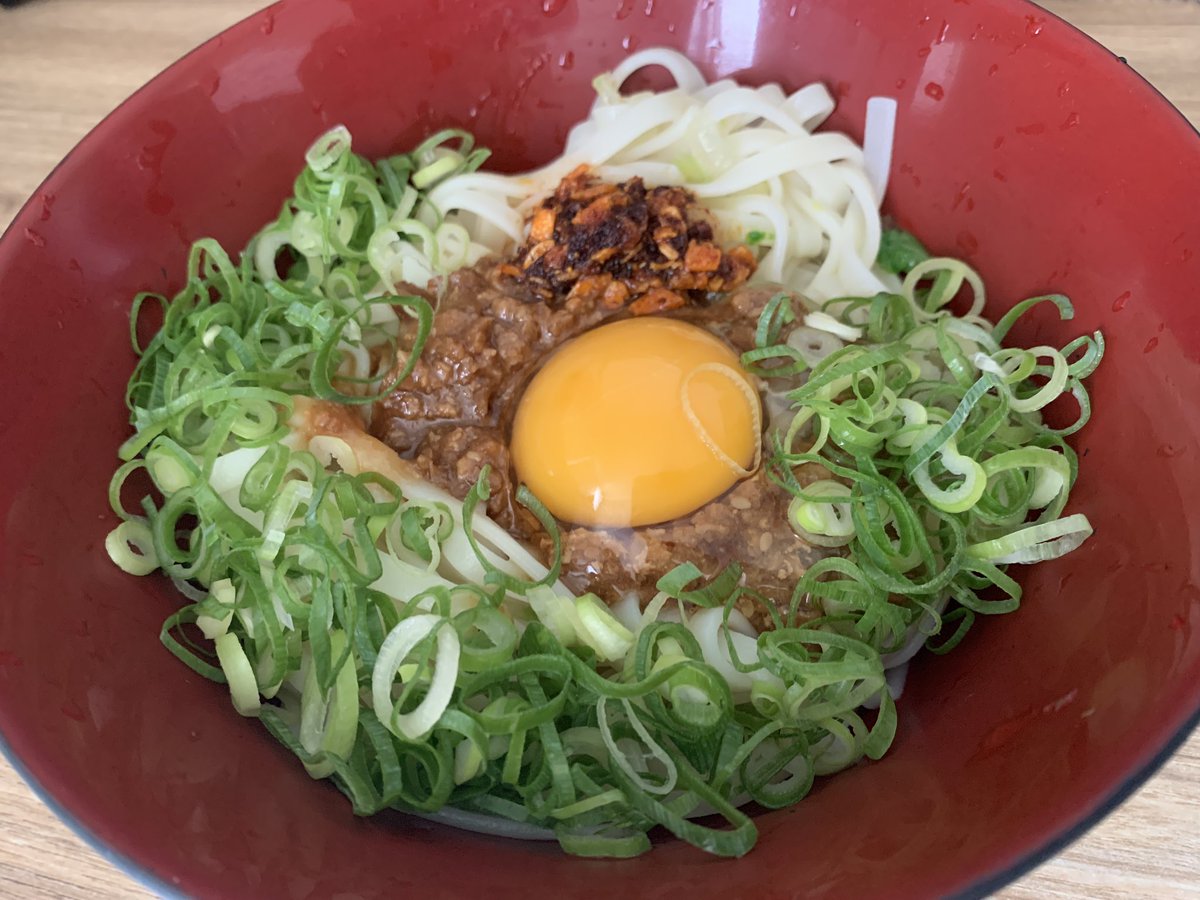 Orca_desu's tweet photo. 最近Twitter動かなすぎるので今日のお昼に作ったうどんどーん!
ちなみに理由としてはVRChatをなんとなくで別の名前で始めたら予想以上に人脈が広がっちゃって別のアカウントで棲み分けてたりするのです…
ﾐﾀｶｯﾀﾗｵｼｴﾙﾖｰ https://t.co/OGeg3DM7yy