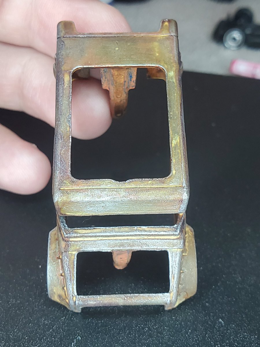 AdamJ44507's tweet photo. Update time. Got the mail truck all rusted up feeling pretty good about it. #gasland #carwars #fuelworld #tabletopgaming #madmax https://t.co/w4beNx7DoH