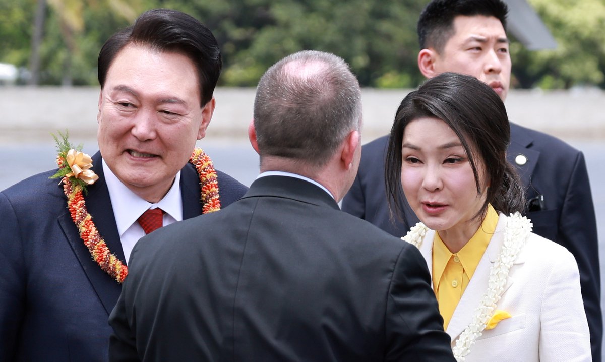 처음에는 누군가 했다. 

#김건희 #고화질