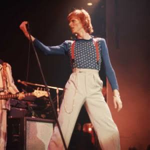 warszawa7791's tweet photo. #earlslick と #mikegarson の
揃ったライブは
このツアーが終わるとその次は
ミレニアムまで25年以上先の事だ
今考えると貴重な邂逅と言えるね
#davidlive #davidbowie
The lives recorded at 10-13/07/74 https://t.co/s50gSvgnhU