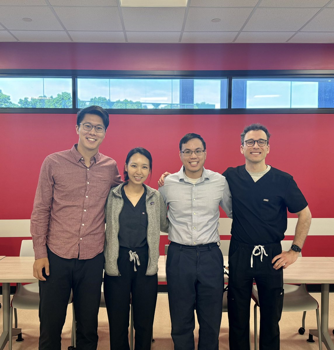 👏🏽 First week of GI fellowship done for our amazing <a href="/StonyBrookGI/">Stony Brook GI Division</a> first year GI fellows! So excited to have Kevin, Brandon, Tyler and Stephanie join us this year! 🎉
