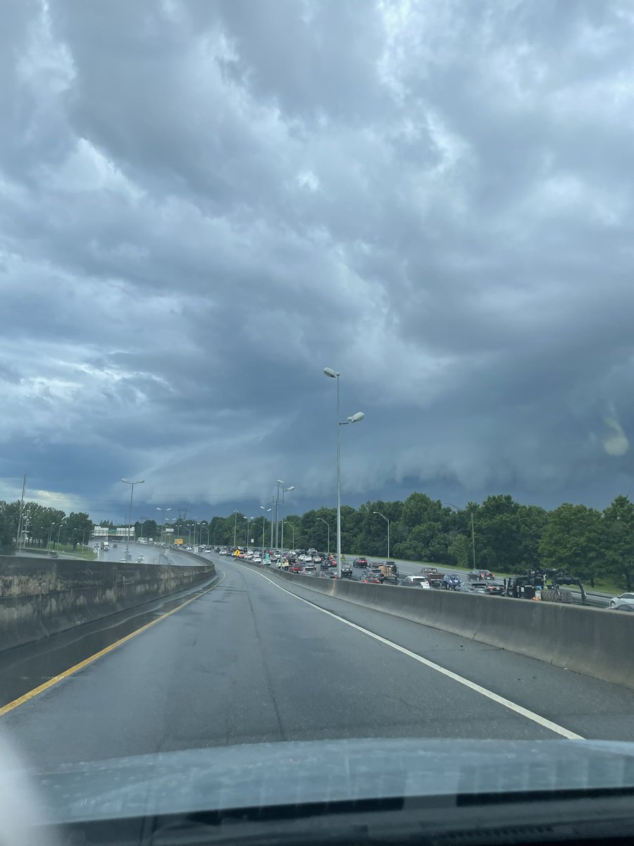 wxcecil's tweet photo. Interesting commute from the Atlanta airport #gawx #KATL https://t.co/kr3BYcIhuy