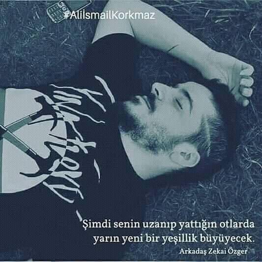 “Hırpalanmış yerlerinden öperim çocuk.”
Bugün 10 Temmuz... Bugün günlerden #AliİsmailKorkmaz. Sen hep 19 yaşındasın. andolsun ki: Atılan son tekmeyi, katillerine övgü sıralayanları unutmadık, unutmayacağız, unutturmayacağız!!!
#alii̇smailhep19yaşında