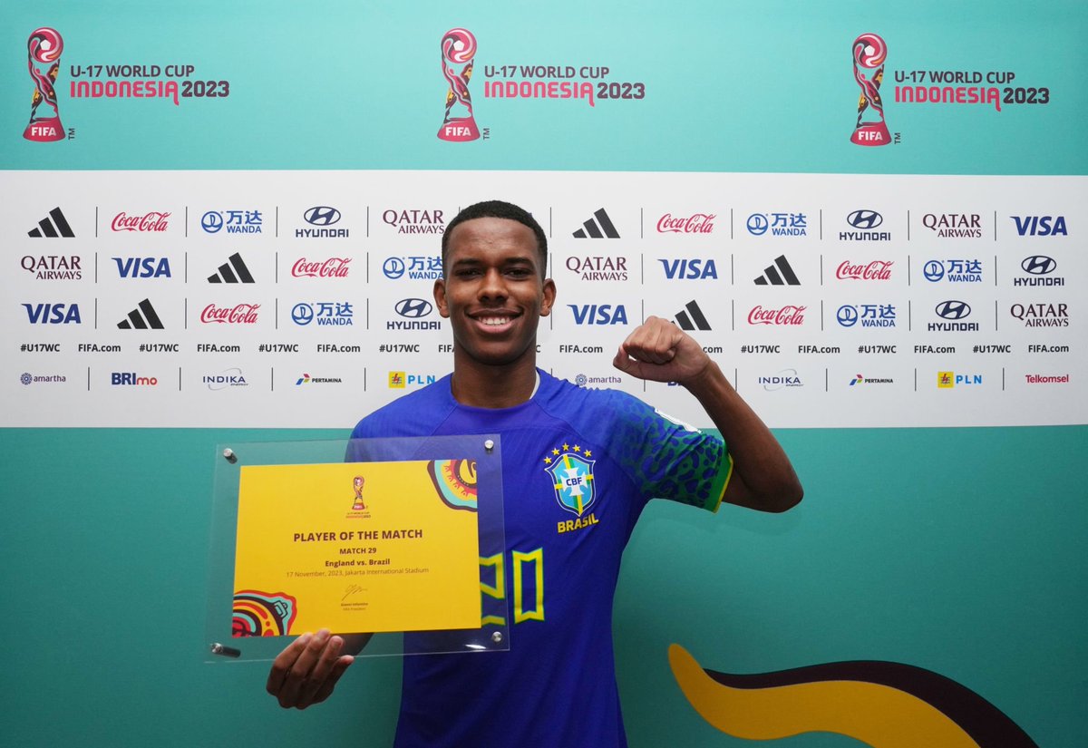 maurisaldana's tweet photo. El proceso del talento es la irrupción del mismo. No lo ignores, simplemente entrégate a él. Déjalo fluir e intenta no joderlo.

España lo disfruta. Brazil tiene miedo. https://t.co/inY3gpY1z3