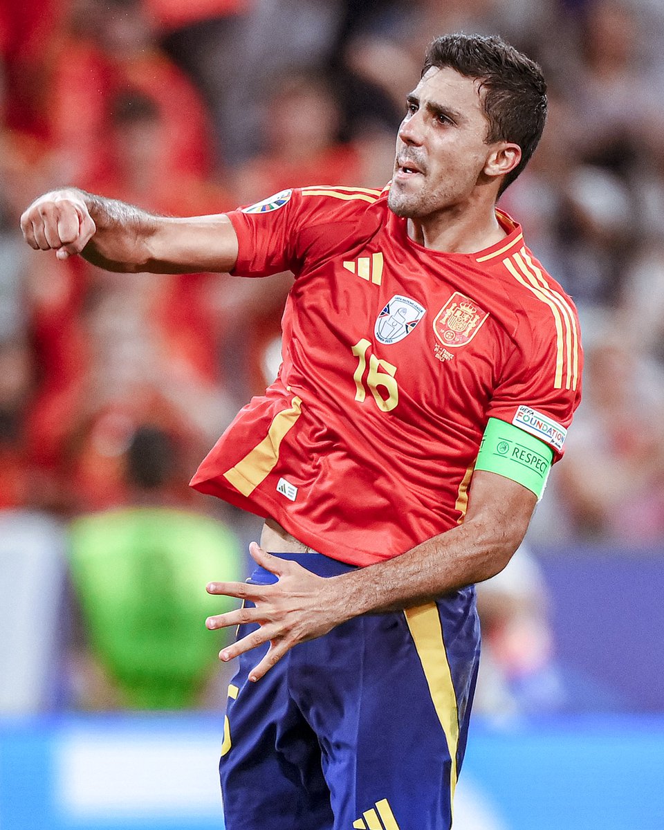 SheikhMCI's tweet photo. RODRI FOR BALON D’OR 🏆

Spread the word! https://t.co/yOqM2p8Um0