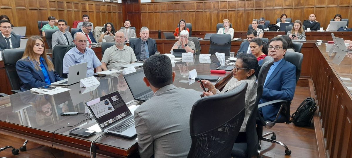 UTN con <a href="/espol/">ESPOL</a> <a href="/udecuenca/">UCuenca</a>,<a href="/EPNEcuador/">EPNEcuador</a> 12 años de éxito académico científico.
Entre los proyectos y programas que apoya VLIR UOS se destaca Red Universitaria VLIR NETWORK para la creación de dos maestrías en Gestión de los Recursos y Biodescubrimiento y el primer Doctorado en red.